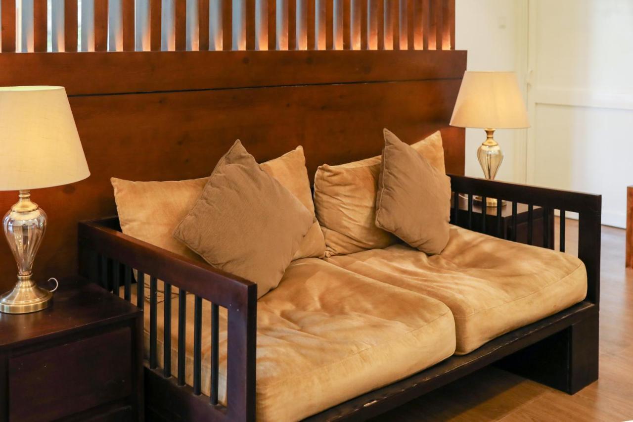 Birds Park Polgahawela Hotel Wadakada Ngoại thất bức ảnh