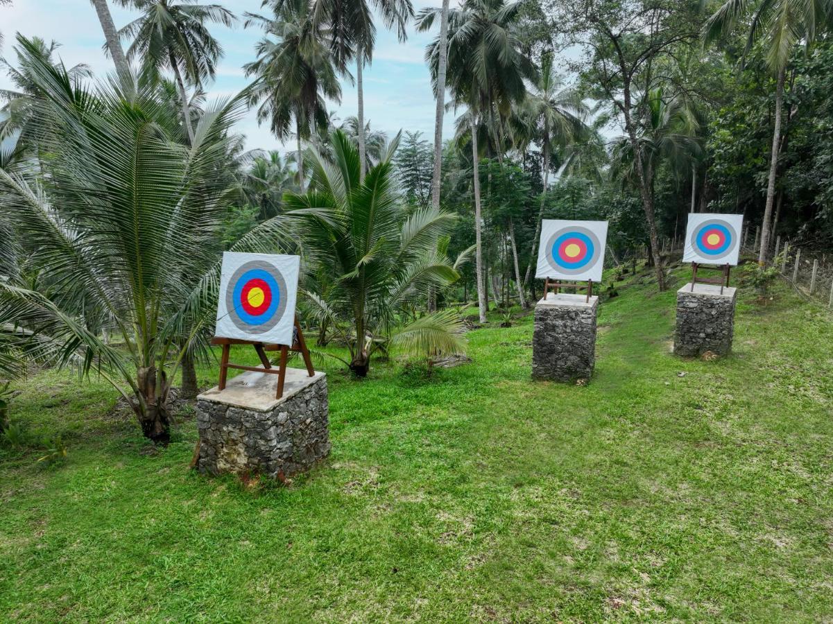 Birds Park Polgahawela Hotel Wadakada Ngoại thất bức ảnh