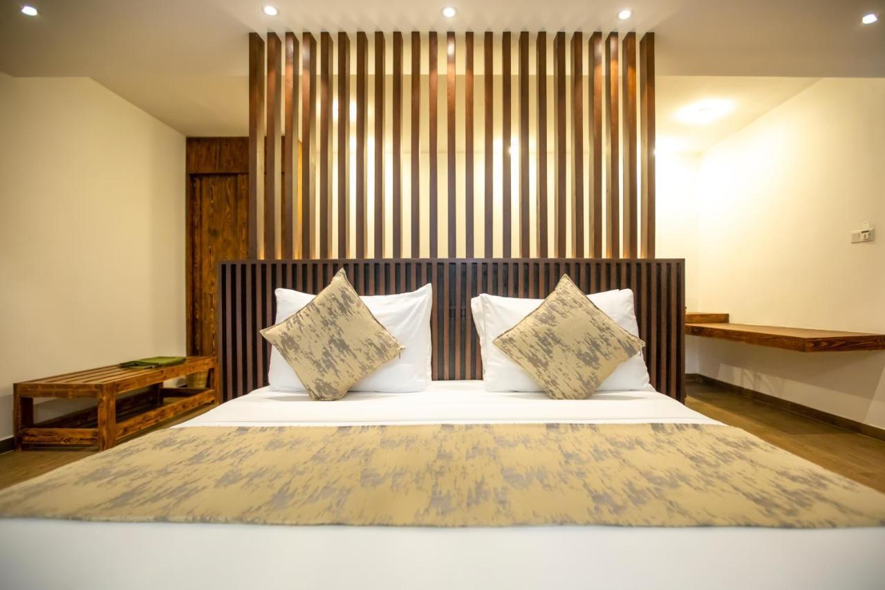 Birds Park Polgahawela Hotel Wadakada Ngoại thất bức ảnh