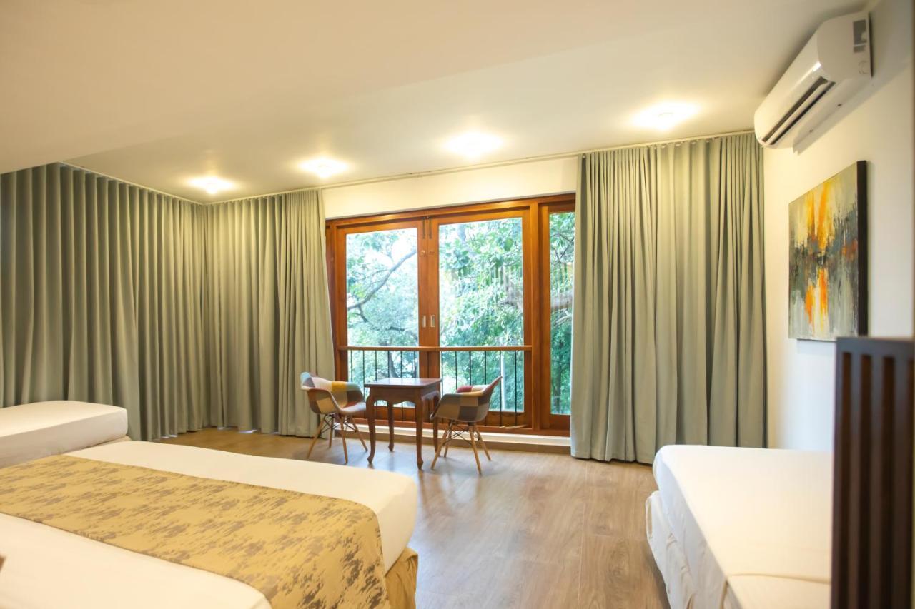 Birds Park Polgahawela Hotel Wadakada Ngoại thất bức ảnh
